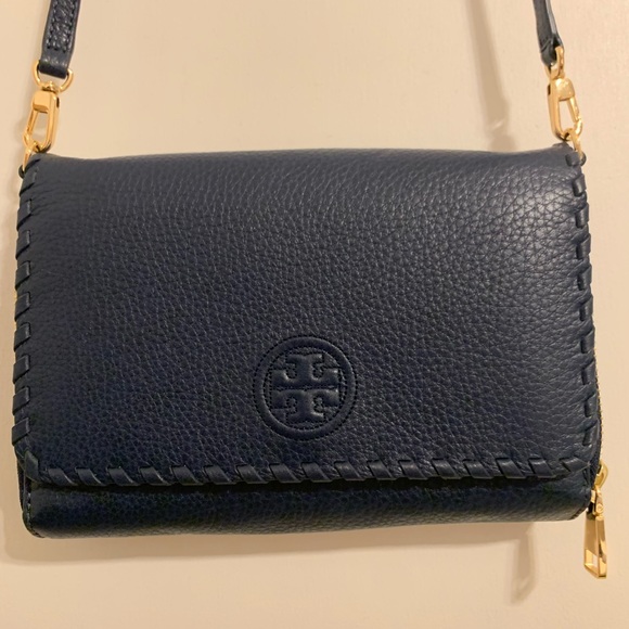 Tory Burch Handbags - NWOT Tory Burch Marion Navy Leather Crossbody